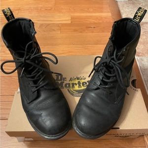Womens Doc Martens size 7